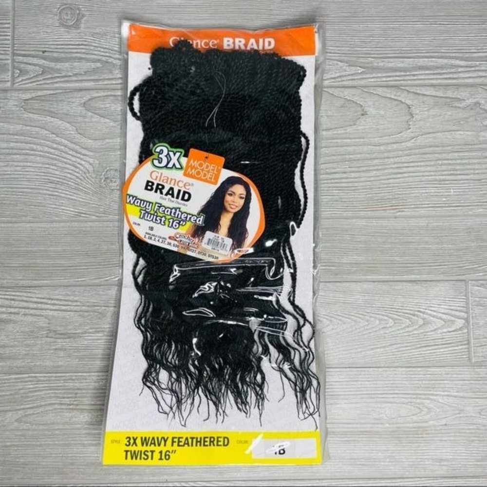 ModelModel Synthetic Hair Crochet Braids Glance 3X Wavy Feathered Twist 1b wig
